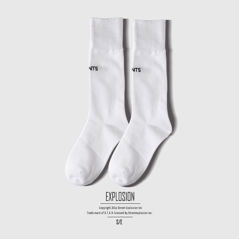 Winter Cotton Stockings Ms. English Alphabet Street Sports Bright Colors Skateboard Socks